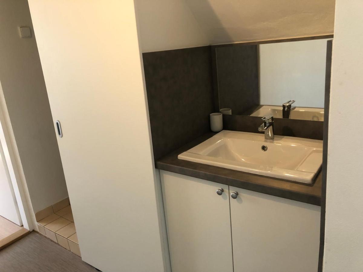 Apartmany Jevany Exterior photo