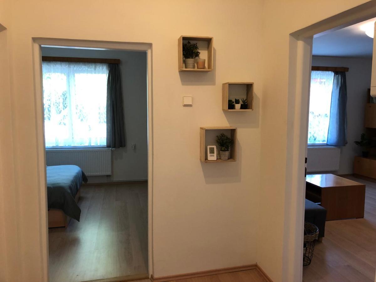 Apartmany Jevany Exterior photo